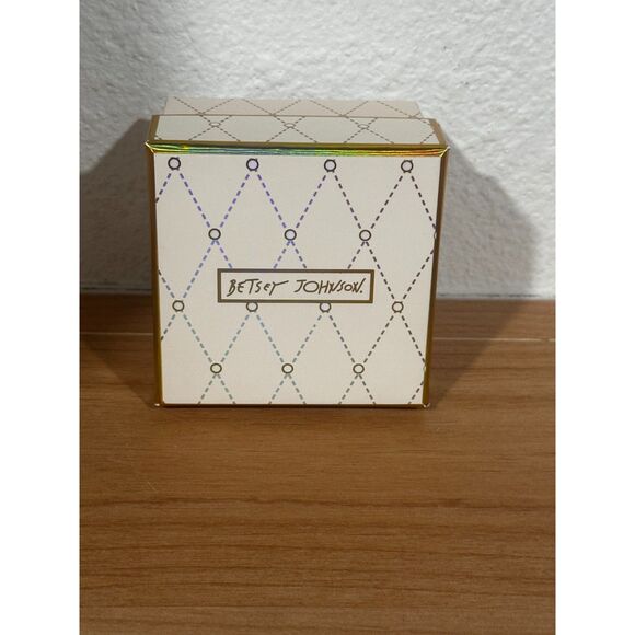 Betsey Johnson Gold Dainty Heart with Bow Drop Earrings NIB - Picture 3 of 5